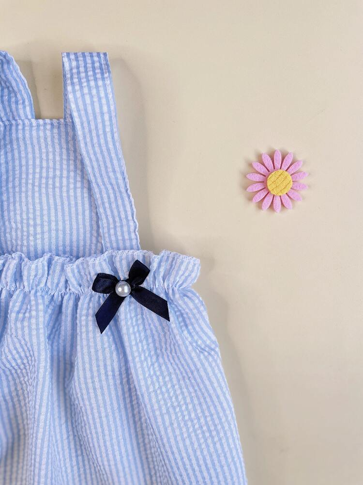 Striped Pet Dress with Bow Decoration – Cute Sleeveless Outfit for Small Dogs and Cats, Lightweight and Stylish for Summer